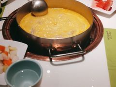 -洪氏嗨捞·猪肚鸡火锅(阳光天地店)