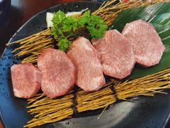 厚切牛舌-热血兄弟·炭火烤肉(融侨中心店)