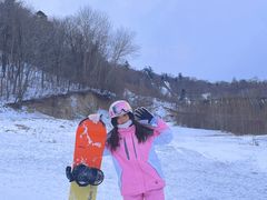 -亚布力新体委滑雪场