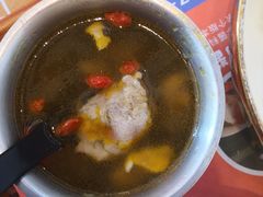 -海盗虾饭·剥好的小龙虾饭(SOHO尚都店)