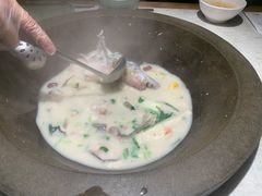 鲜潭蒸汽石锅江团鱼-鲜潭蒸汽石锅鱼(五道口购物中心店)