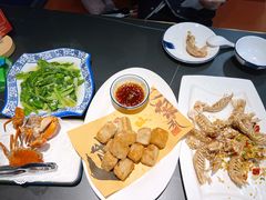 -鑫悦楼煎蟹·16年海鲜大排档
