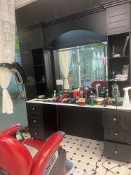 -老男孩男士理容馆·理发·烫染·修面