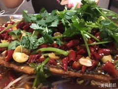 -拿渡麻辣香锅(世茂广场·工三店)