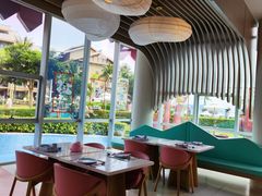 -水桶王国主题餐厅·聚会·生日派对·亲子活动·家庭套餐(亚龙湾希尔顿店)