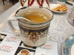 -汗腾格里·风味餐厅(新疆驻京办店)