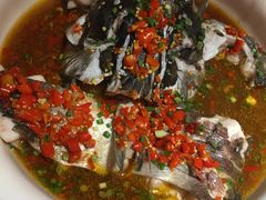 剁椒鱼头-爷爷的土钵菜(街道口店)