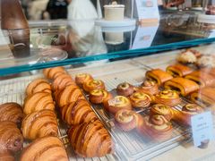 -VERIE BAKEHOUSE