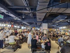 -胖东来生活广场(健康路店)