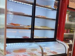 -哈尔滨小酒馆·鲜肉现穿自助烧烤(康新花园店)