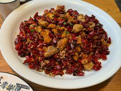 辣子肥肠鸡-壹零捌道·北京烤鸭(车公庄店)