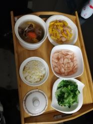 -卓玥国际月子会所(罗山路店)