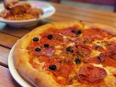 -城市大道红炉披萨烘焙坊