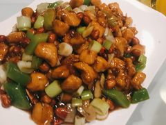 宫保鸡丁-東舍食唐精品陕菜馆