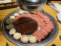 -极简·炭火烤肉主题餐厅·龙虾烧烤·烤羊排(宝龙店)