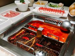 -海底捞火锅鲜切牛肉主题店(长寿路店)