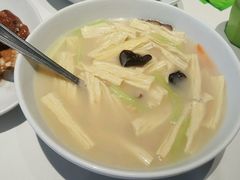 -汤城小厨•粤菜•靓汤(金宝街店)