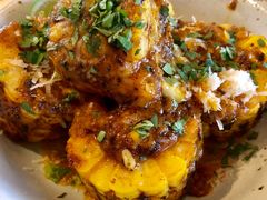 -ROAST coffee & eatery