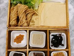 -城南往事·烤鸭·鲁菜(世茂宽厚里·大明湖店)