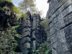 -梭布垭石林景区