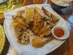 -头上红煨盐鸡乡村食府