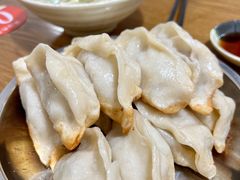 -黄阿姨锅贴大王(万航渡路店)