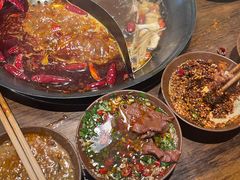 -萍姐火锅·公路夜市(武汉首店)