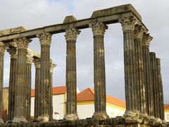 -埃武拉罗马神庙