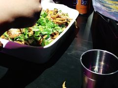 -西街夜油条·麻团包乌饭