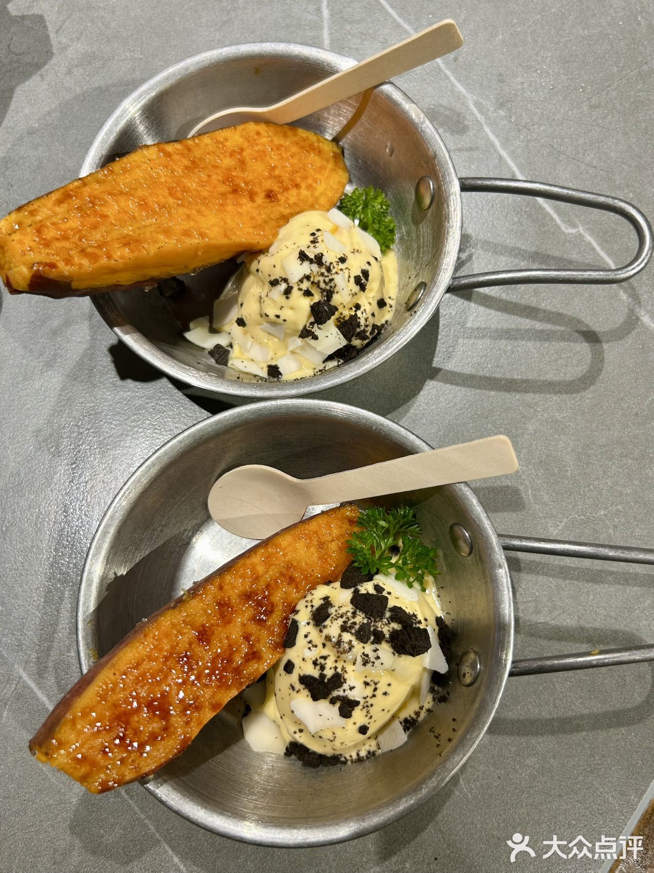 今天找到一家敲奈斯的烤肉自助，他家牛肉是首创熟成牛肉