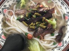 -丫丫桂林米粉(学府店)