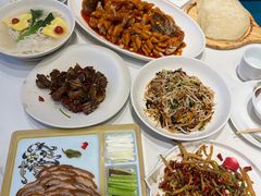 -小桃红·东北菜·春饼烤鸭(南阳湖街店)