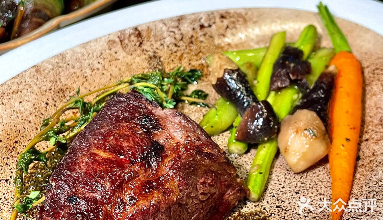 🏙️坐拥城央美景的露台bistro