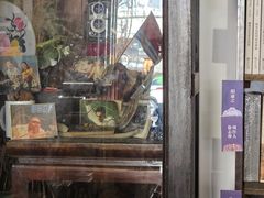 -荒岛书店(黄县路店)