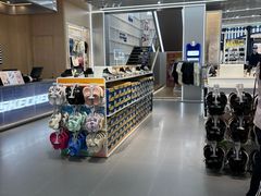 -SKECHERS 斯凯奇(上海国际时尚中心店)