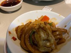-穹六人间 people 6(岳阳路店)
