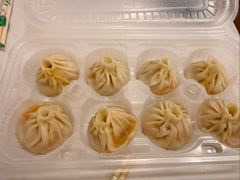 -莱莱小笼·乔艾