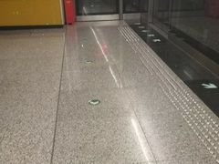 -红土地(地铁站)