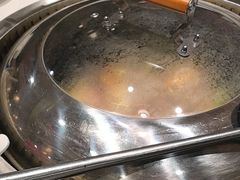 -九妹农家大铁锅东北菜(江湾店)