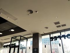 -星巴克(济宁万达广场店)