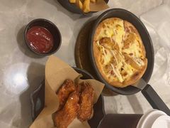 -必胜客(尹山湖歌林公园店)