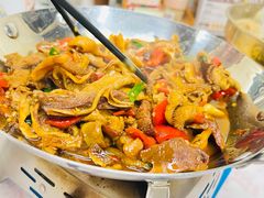 -堂瓦里·33年传统赣菜(第一街区店)