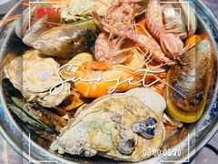 -渔纬港海鲜自助餐厅(湖里万达店)