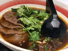 大雄牛肉面-静香HOUSE·全时段融合餐厅(七星欢乐颂店)