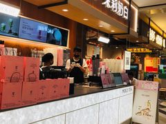 -银泰百货(西湖店)