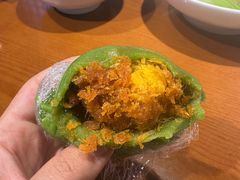 蛋黄肉松青团-许阿姨糕团店(南京总店)