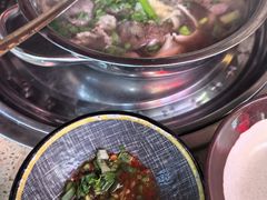 -大众跷脚牛肉馆·非遗传承单位(峨眉山店)