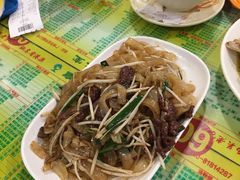 驰名干炒牛河-顺记冰室(宝华路店)