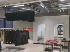 -迪桑特DESCENTE(北京三里屯BLANC店)
