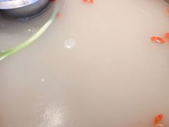 -马家斑.鲜鱼火锅(松湖万科店)